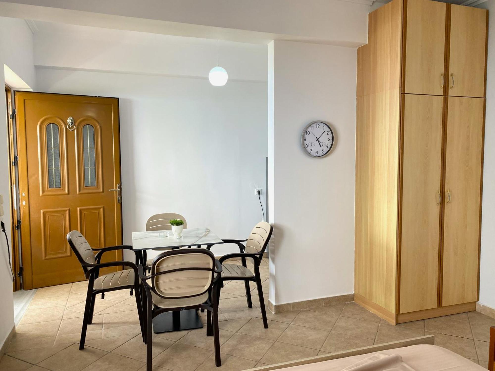 Erika'S House Apartment Lukove Ngoại thất bức ảnh
