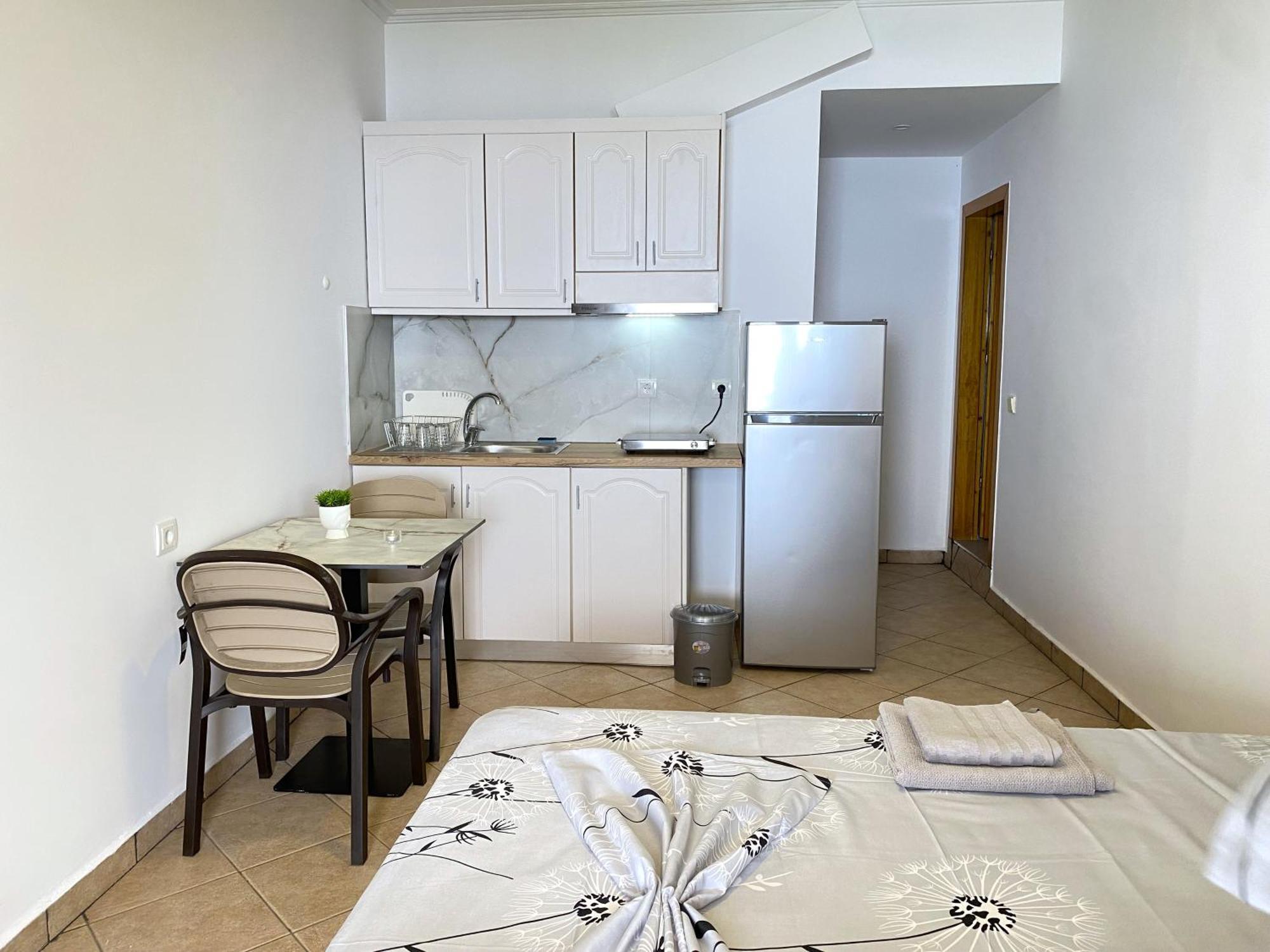 Erika'S House Apartment Lukove Ngoại thất bức ảnh