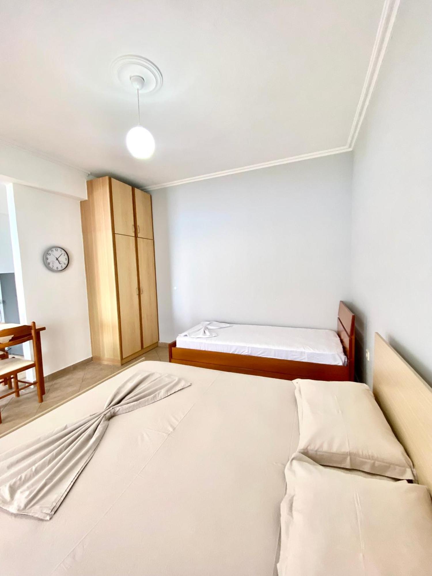 Erika'S House Apartment Lukove Ngoại thất bức ảnh